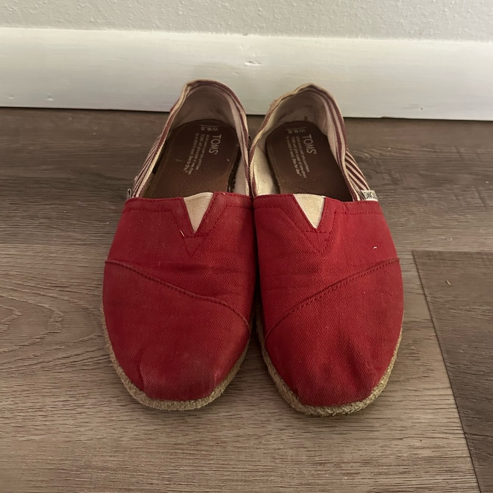 Red Toms